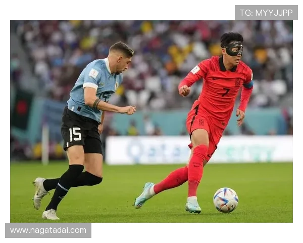 曼奇尼鼻骨复位戴面具出战比赛