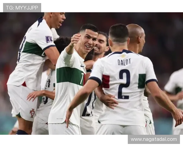 阿斯:马里亚诺近期保持双倍强度训练,以期得到球队青睐 阿斯:马里亚诺近期保持双倍强度训练,以期得到球队青睐